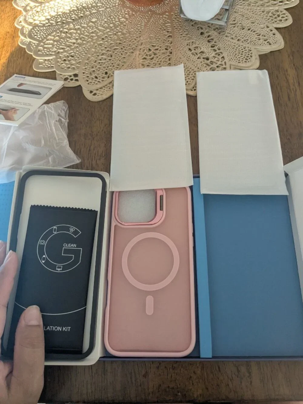 Magnetic phone case